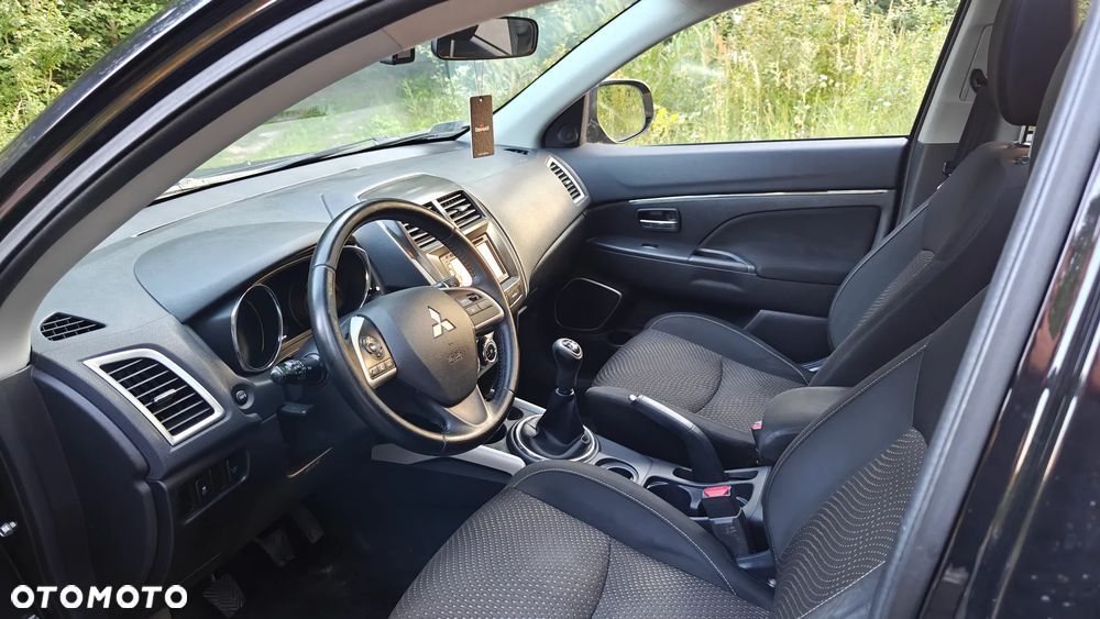 Mitsubishi ASX - 17