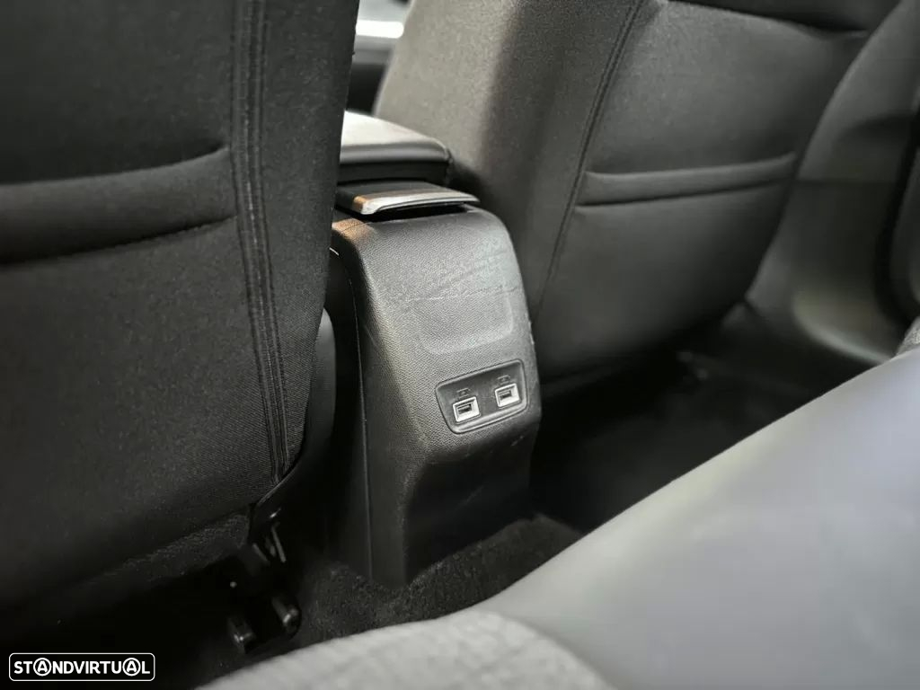Peugeot e-208 50 kWh Allure - 13