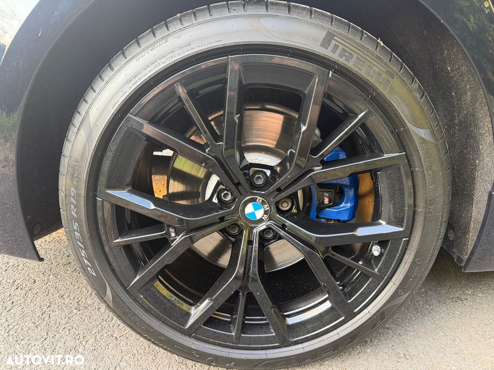 BMW Seria 5 530i xDrive AT MHEV - 34