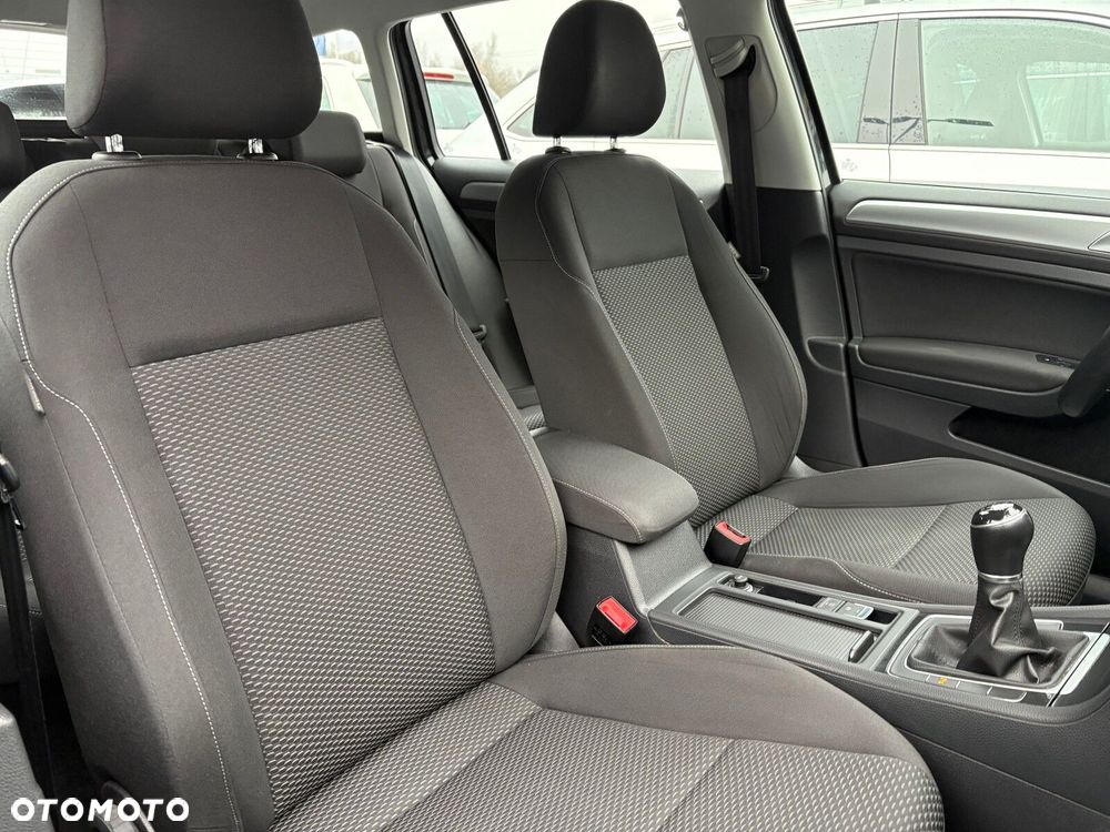 Volkswagen Golf 1.0 TSI Trendline - 16