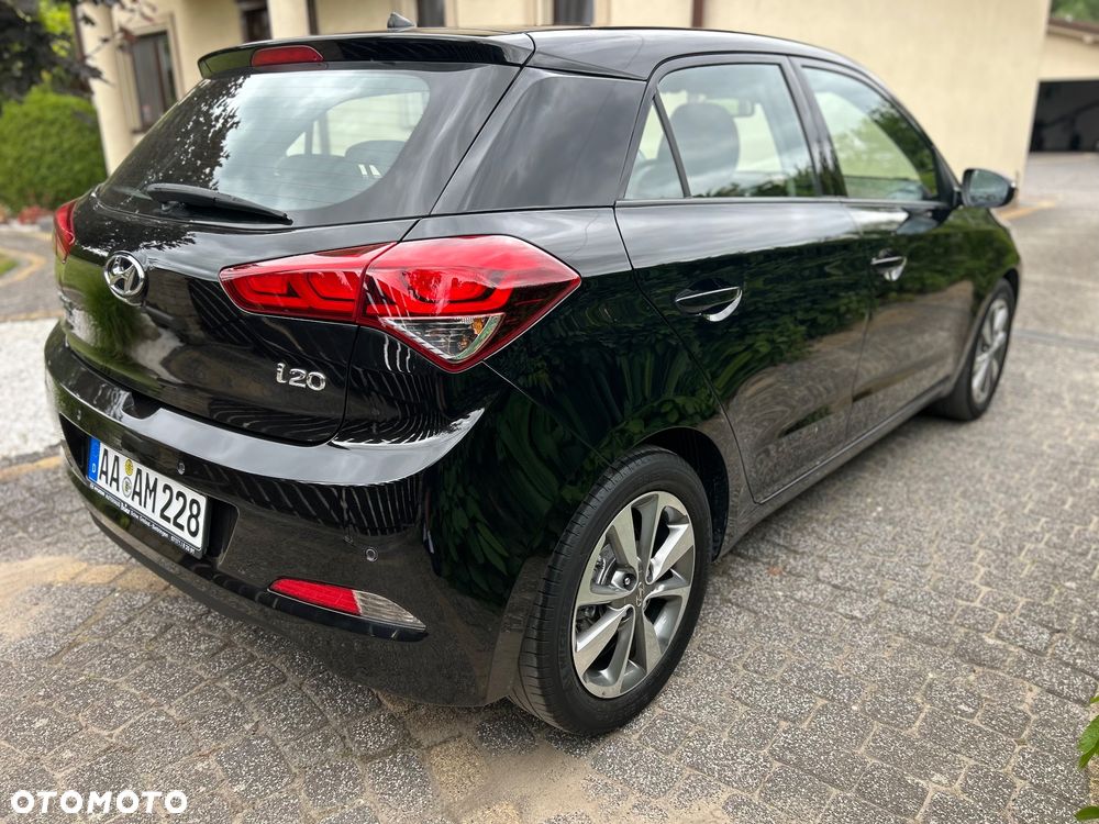 Hyundai i20 1.4 Trend - 9