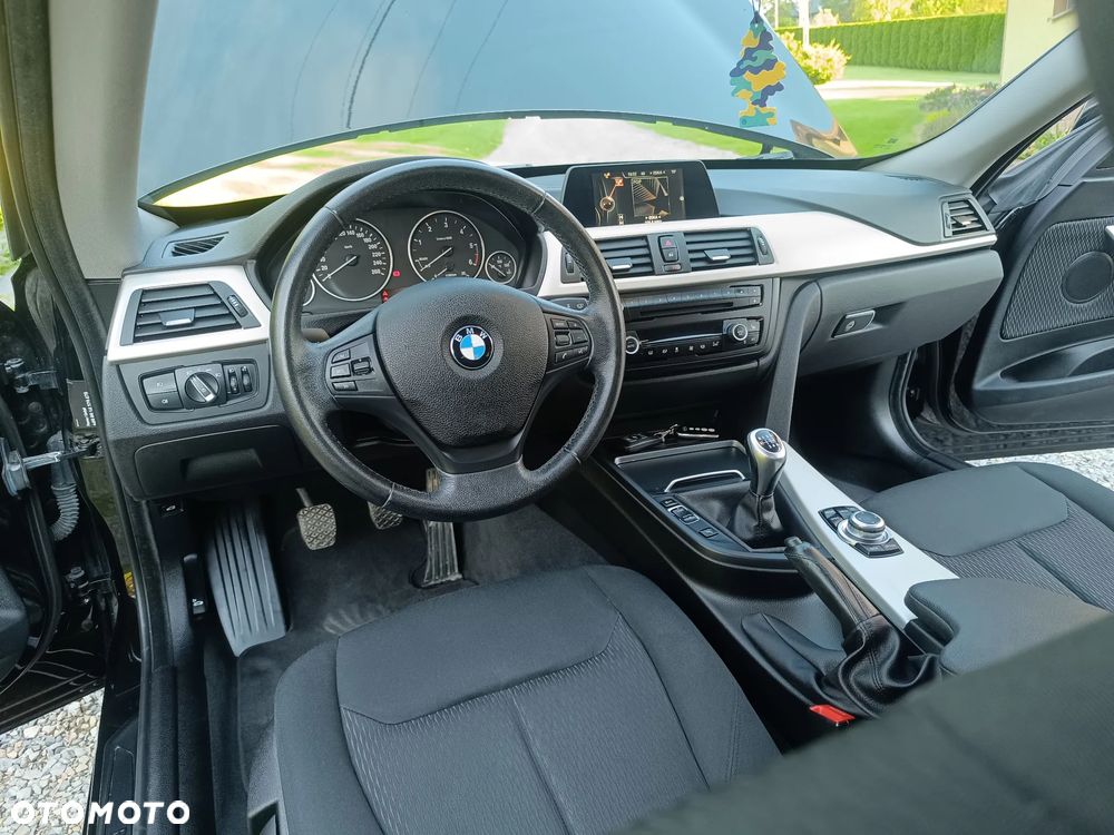 BMW 3GT 318d Advantage - 10