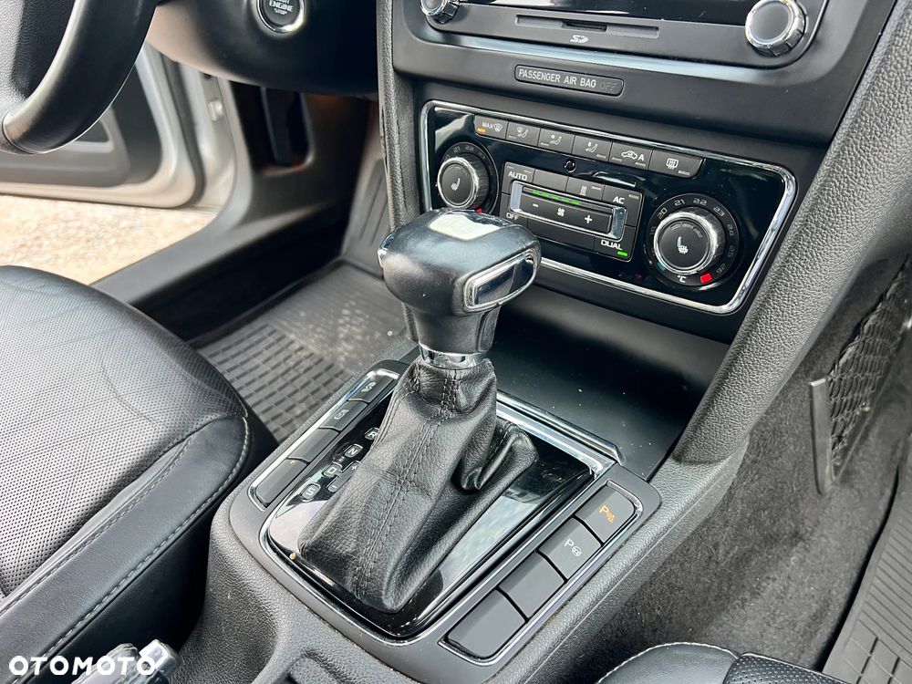 Skoda Superb 2.0 TSI Platinum DSG - 17