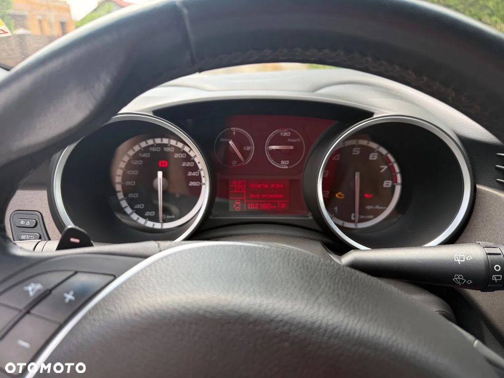 Alfa Romeo Giulietta 1.4 TB MultiAir Exclusive TCT - 6