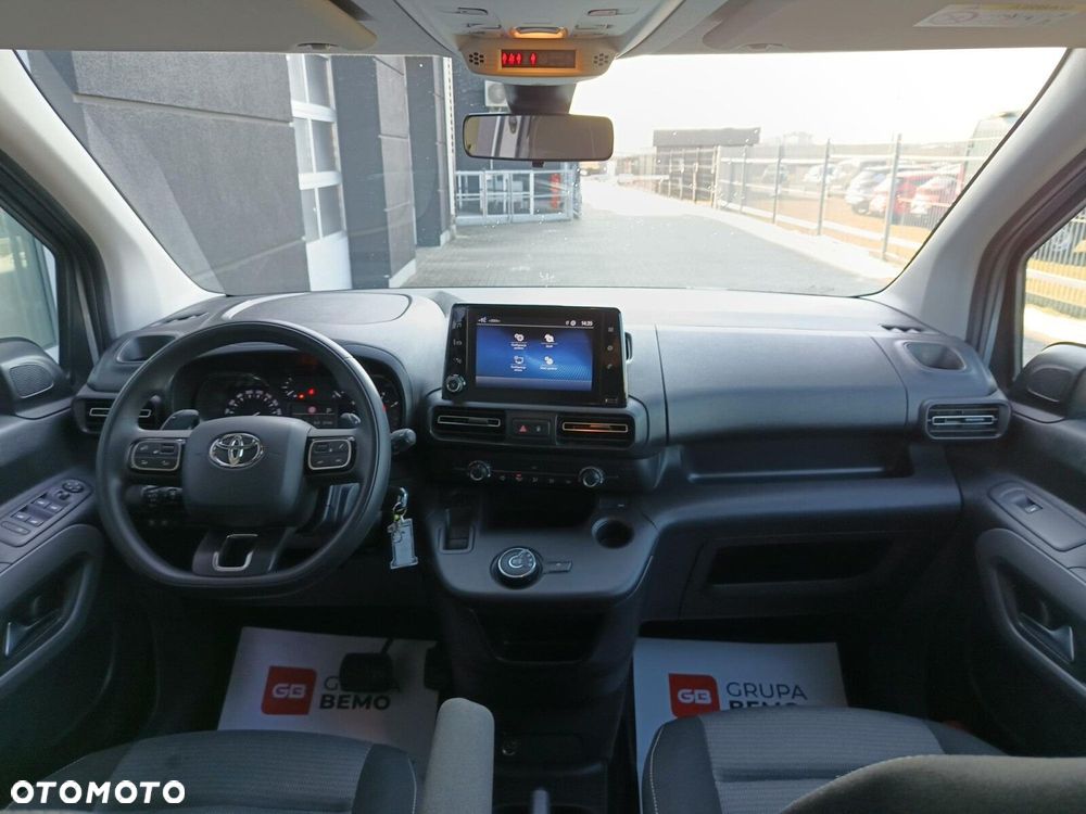 Toyota Proace City Verso Long 1.2 D-4T Business - 14