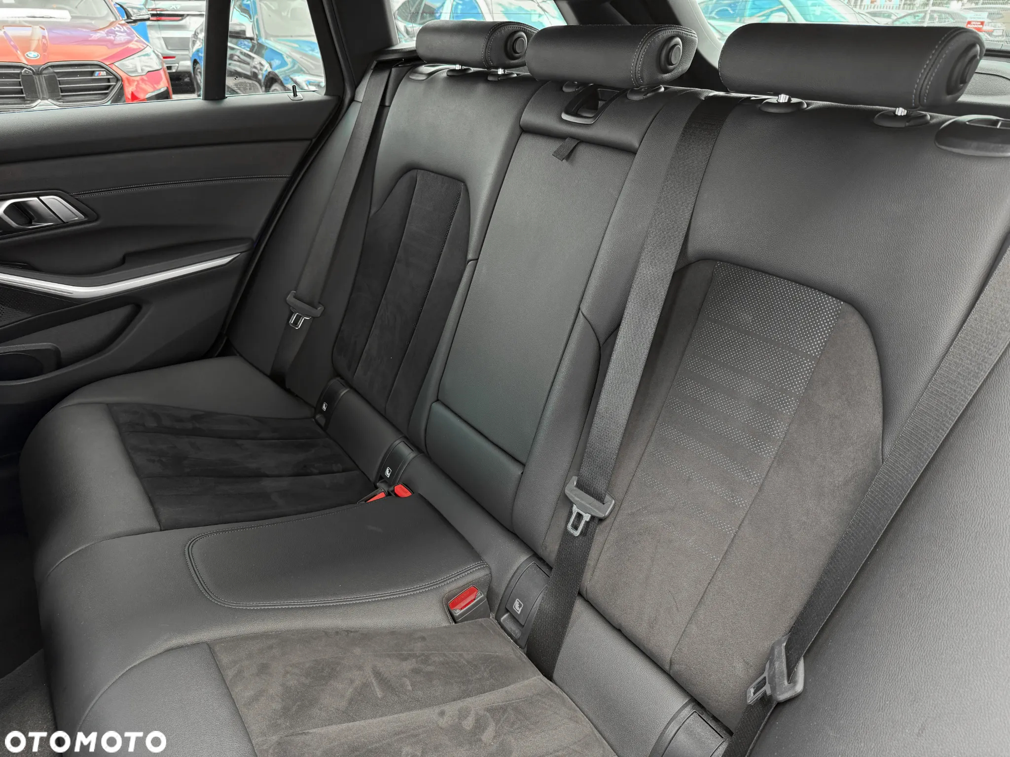 BMW Seria 3 320d xDrive M Sport sport - 32