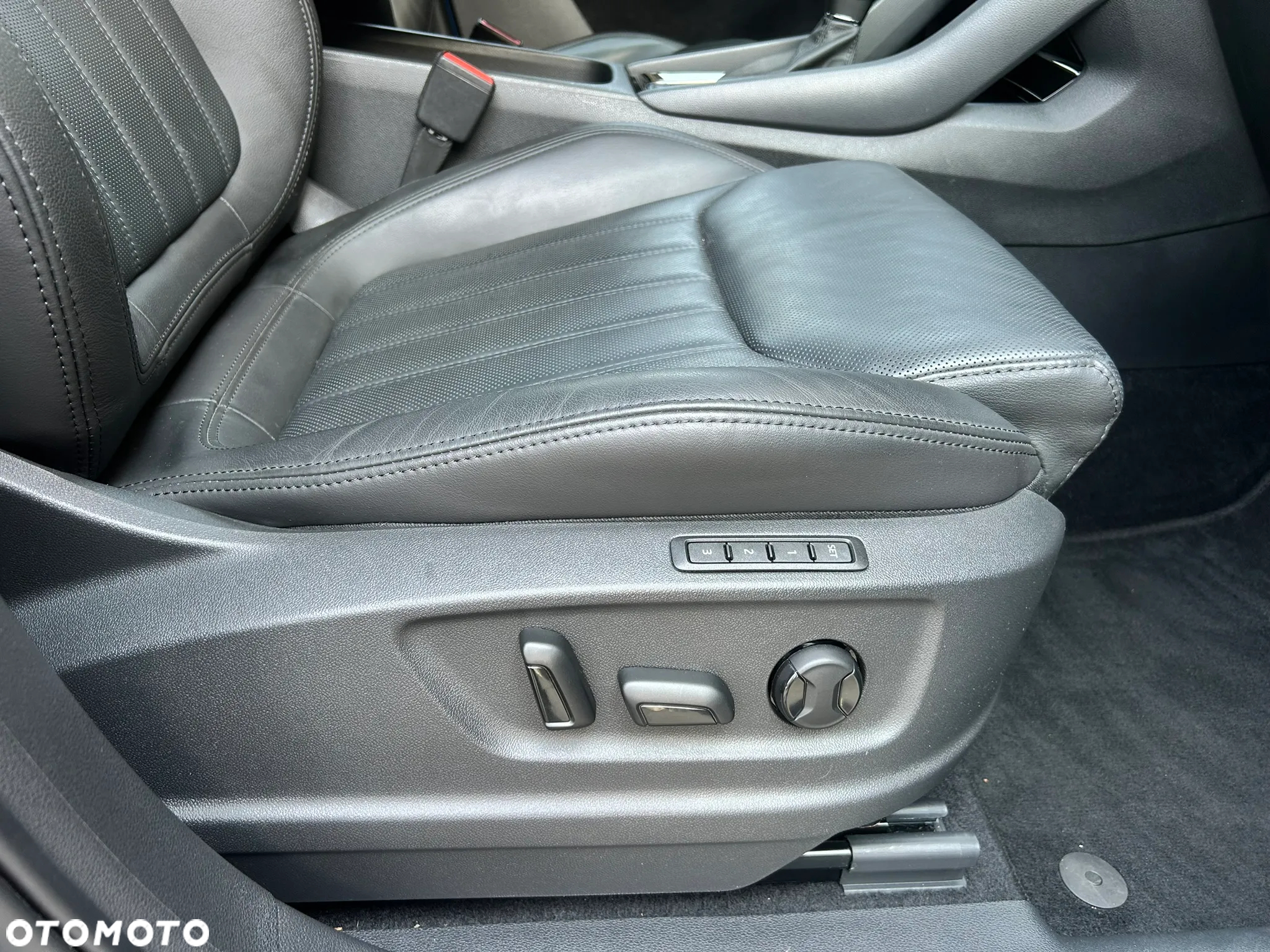 Skoda Kodiaq 2.0 TDI 4x4 DSG L&K - 23