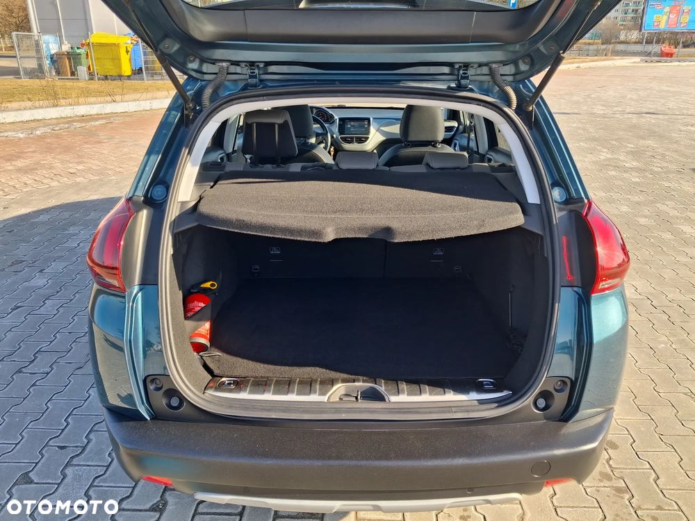 Peugeot 2008 1.2 Pure Tech GPF Active S&S - 13