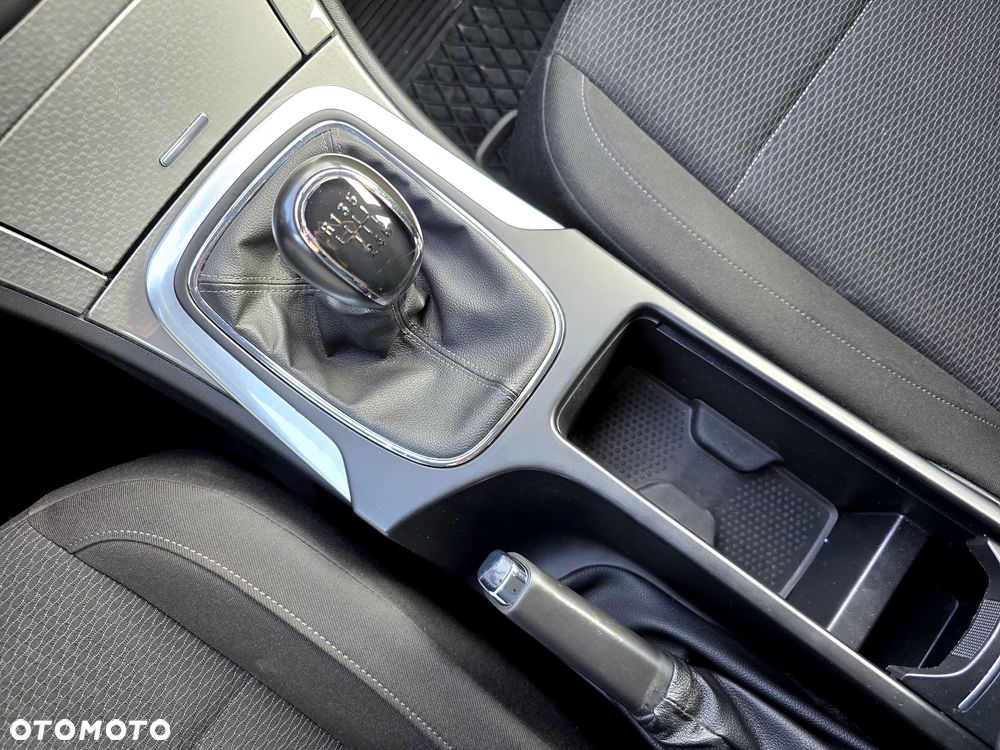 Opel Insignia 1.6 T Edition S&S - 26