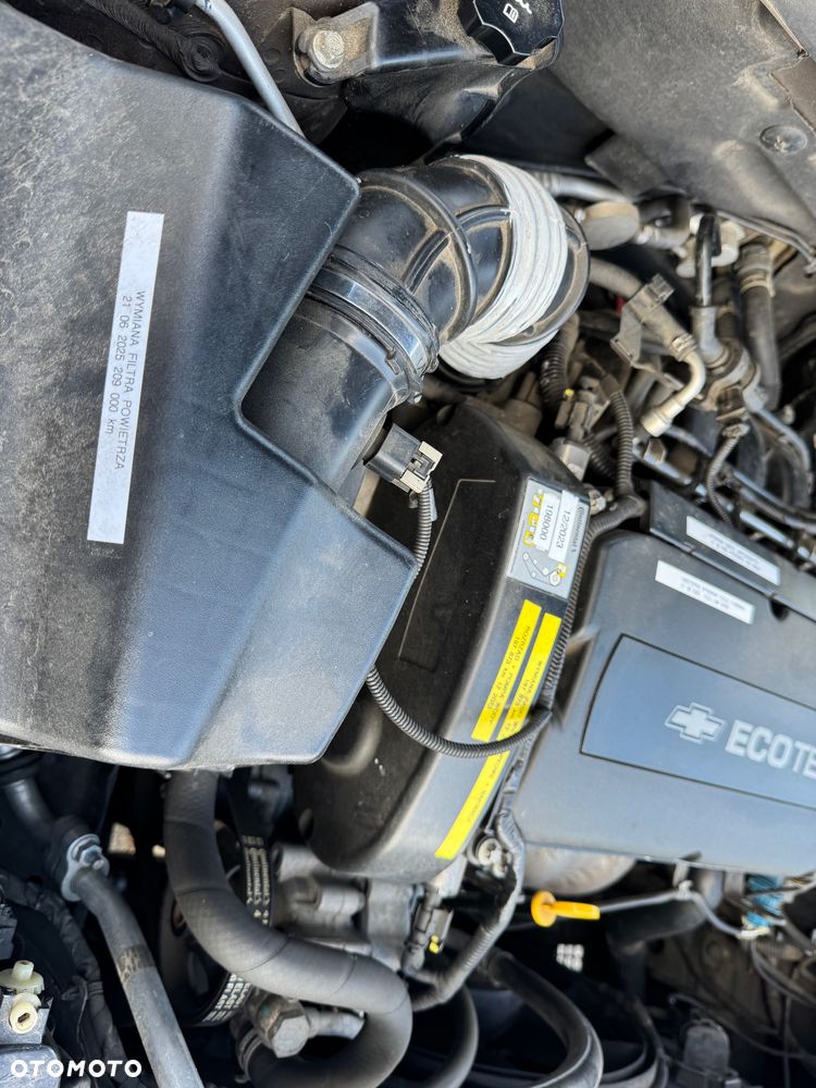 Chevrolet Cruze 1.8 LT - 22