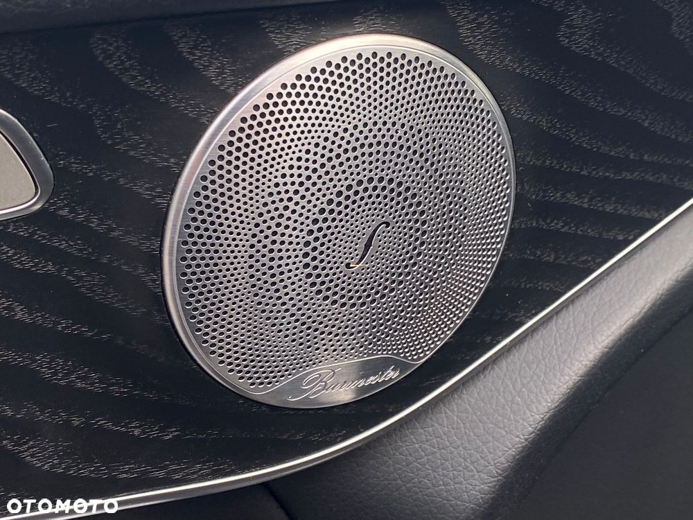 Mercedes-Benz GLC - 21