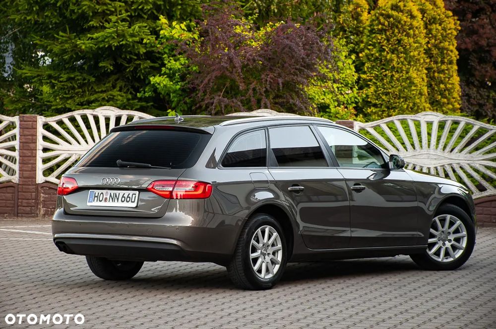 Audi A4 - 4
