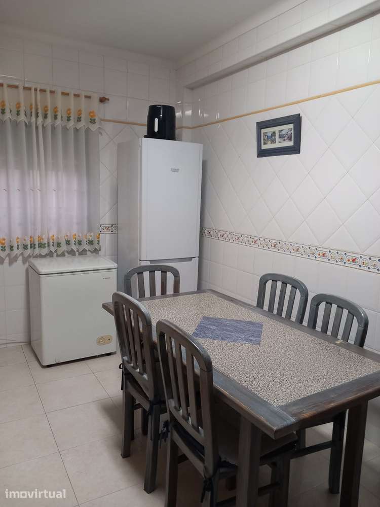 Quartos/ IPS -Politécnico de Setúbal/Raparigas - Grande imagem: 4/8