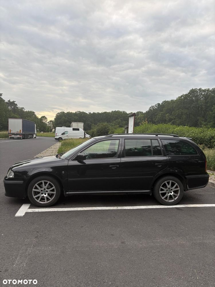 Skoda Octavia 1.8T Tour Plus - 13