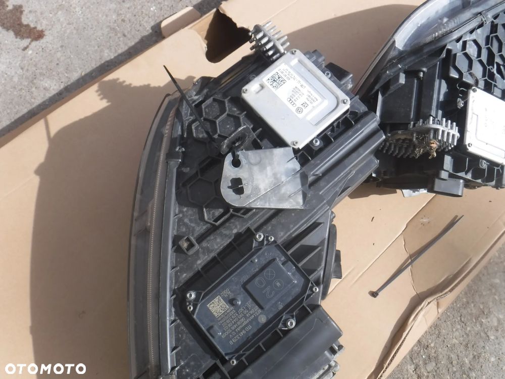 Skoda Yeti Lift xenon skretny lewy prawy lampa - 19