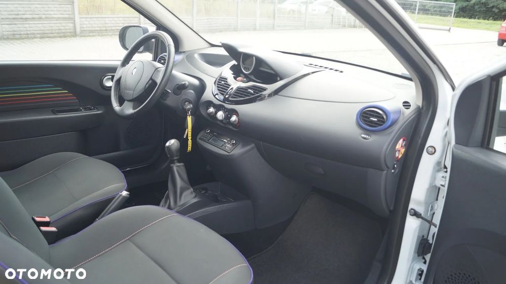 Renault Twingo 1.2 16V Eco Access - 11