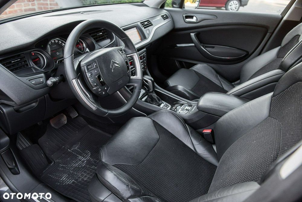 Citroën C5 2.0 HDi Exclusive - 6