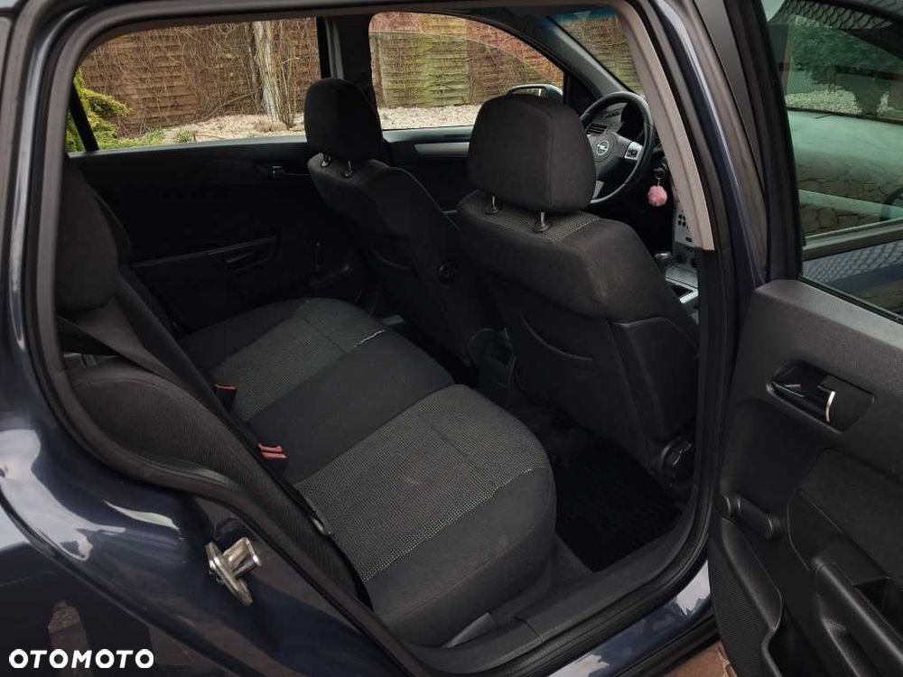 Opel Astra - 4