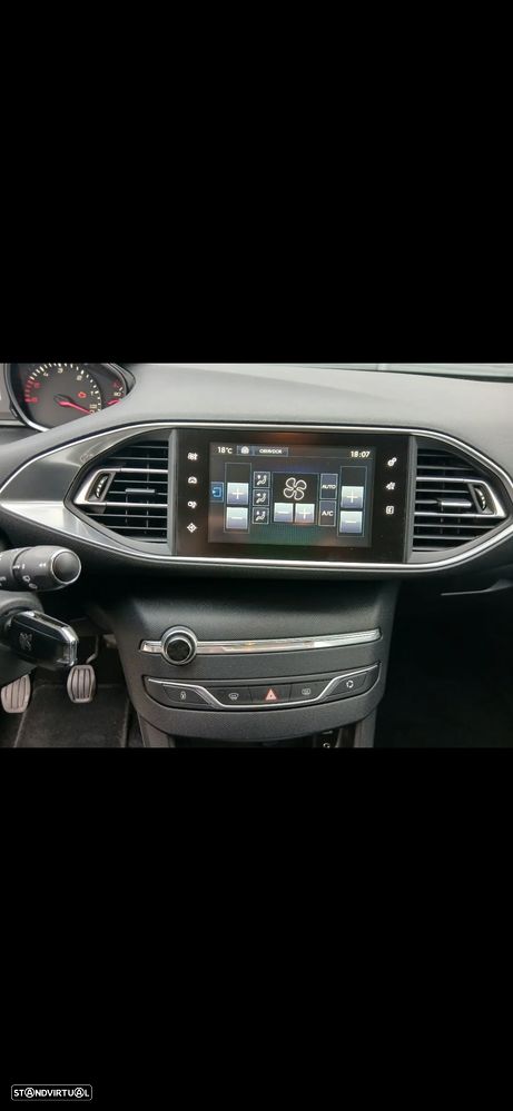 Peugeot 308 SW - 14