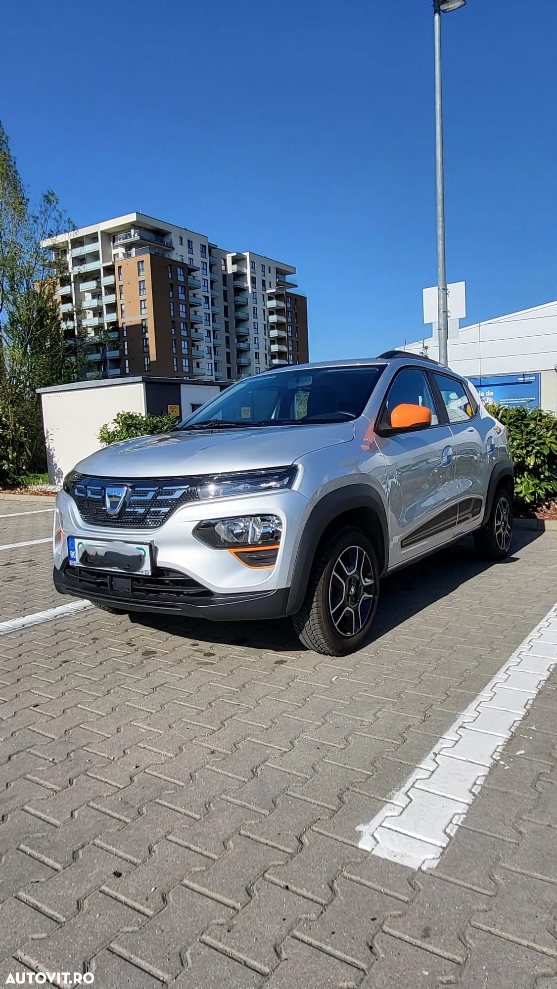 Dacia Spring Expression - 3