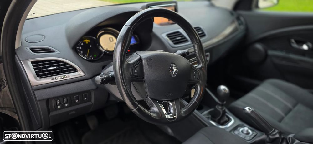 Renault Mégane ENERGY dCi 110 Start & Stop Paris Business - 10