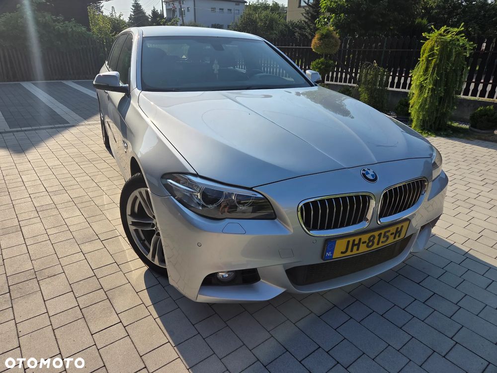 BMW Seria 5 520i Sport-Aut - 1