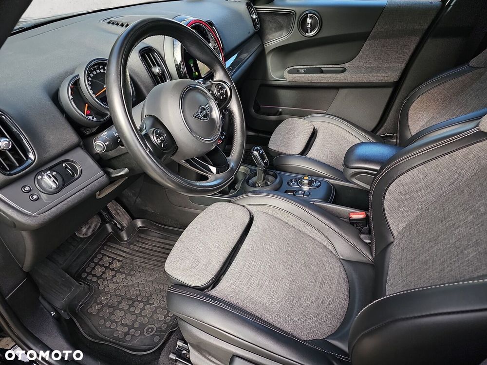 MINI Countryman Cooper Classic Trim - 15