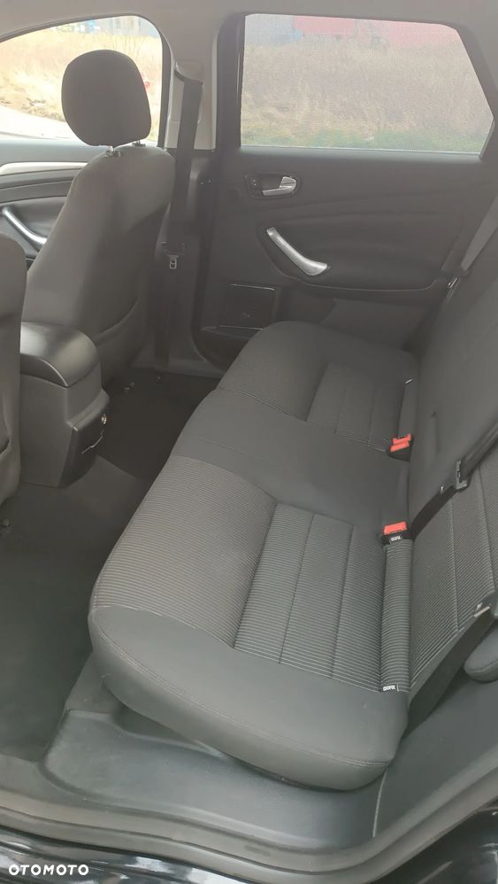 Ford Mondeo 2.0 TDCi Titanium - 8