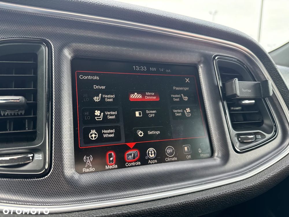 Dodge Challenger - 26