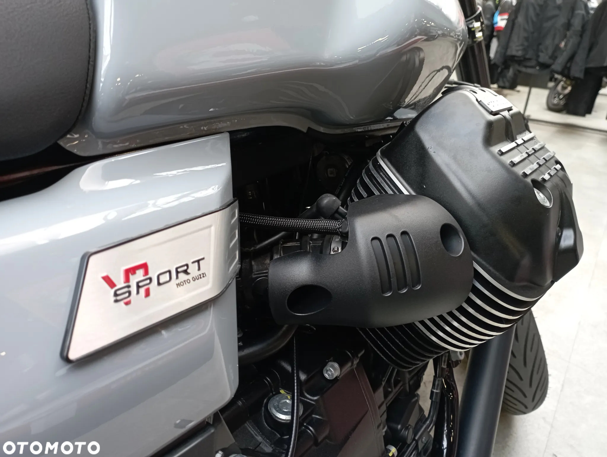 Moto Guzzi V7 - 15