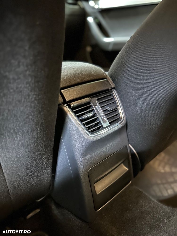 Skoda Octavia 1.6 TDI DSG Ambition - 23