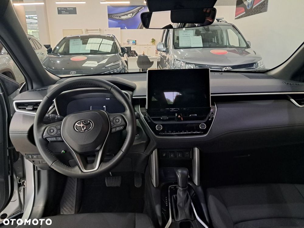Toyota Corolla Cross - 6