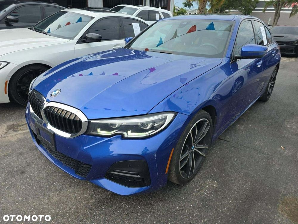 BMW Seria 3 330i xDrive M Sport - 1