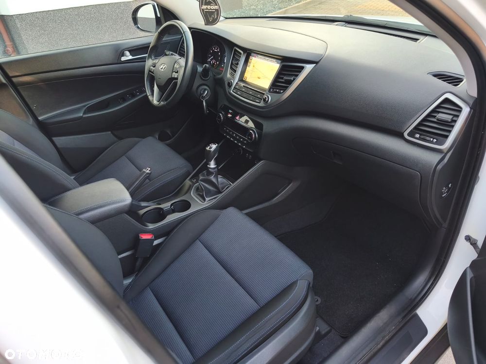 Hyundai Tucson 1.6 GDi 2WD Select - 17
