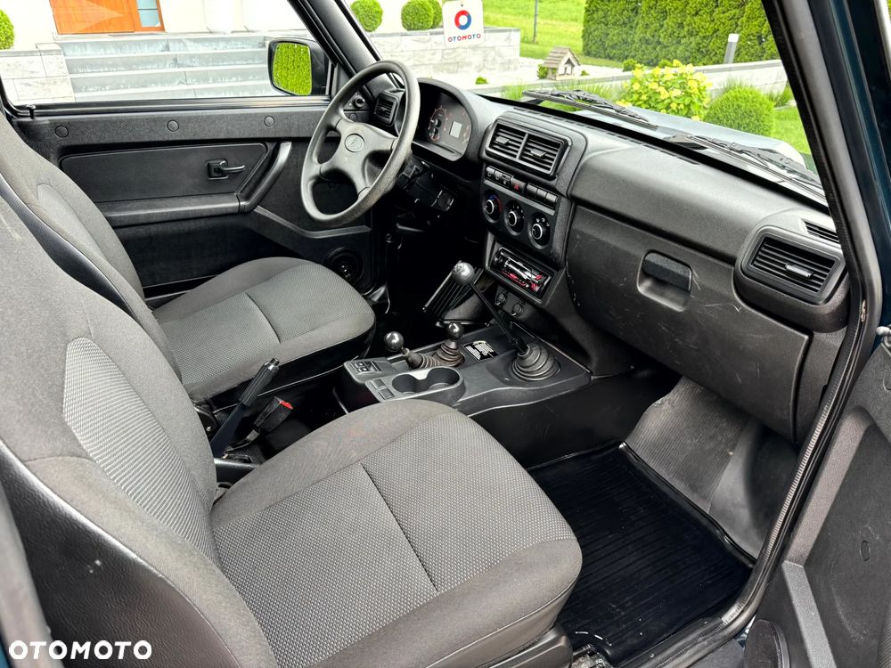 Lada Niva - 10