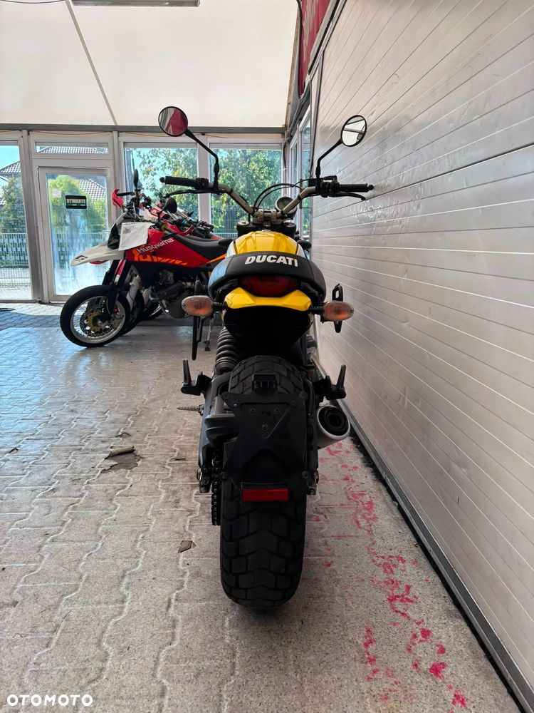 Ducati Scrambler - 31