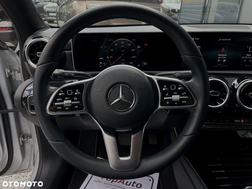 Mercedes-Benz Klasa A 180 d 7G-DCT Edition 1 - 23