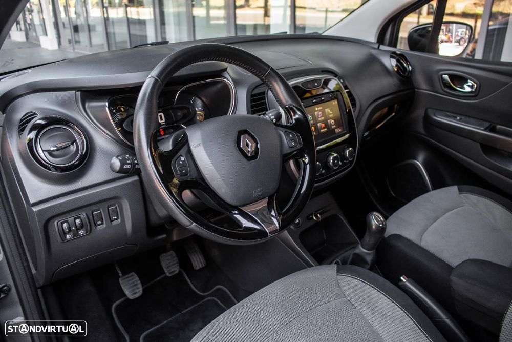 Renault Captur 1.5 dCi Exclusive - 22