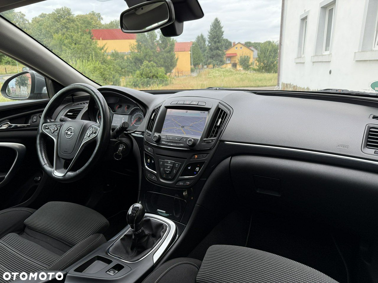 Opel Insignia Sports Tourer 2.0 Diesel Ultimate Exclusive - 40