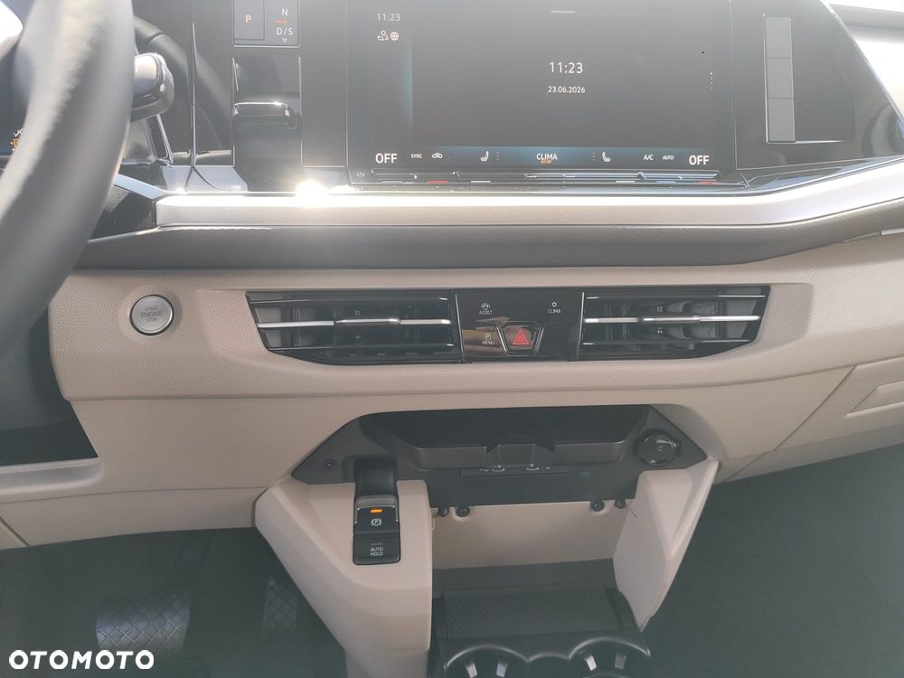 Volkswagen Multivan 2.0 TDI L2 Edition DSG - 16