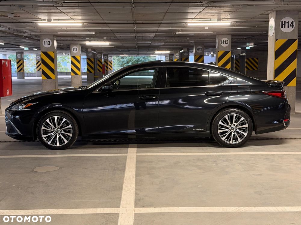 Lexus ES - 8
