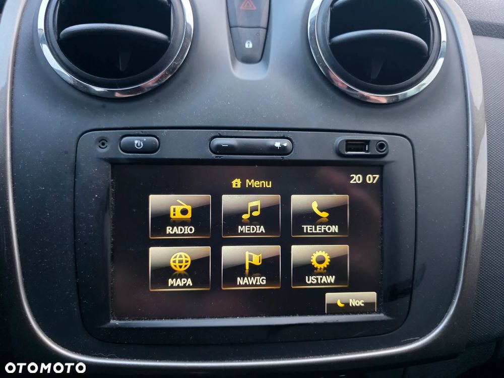 Dacia Logan TCe 90 Prestige - 17