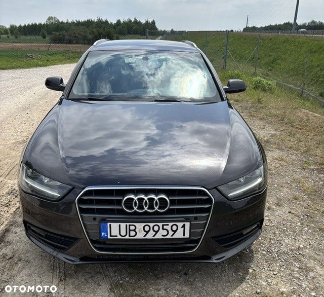 Audi A4 Avant 2.0 TDI DPF clean diesel multitronic Ambiente - 2