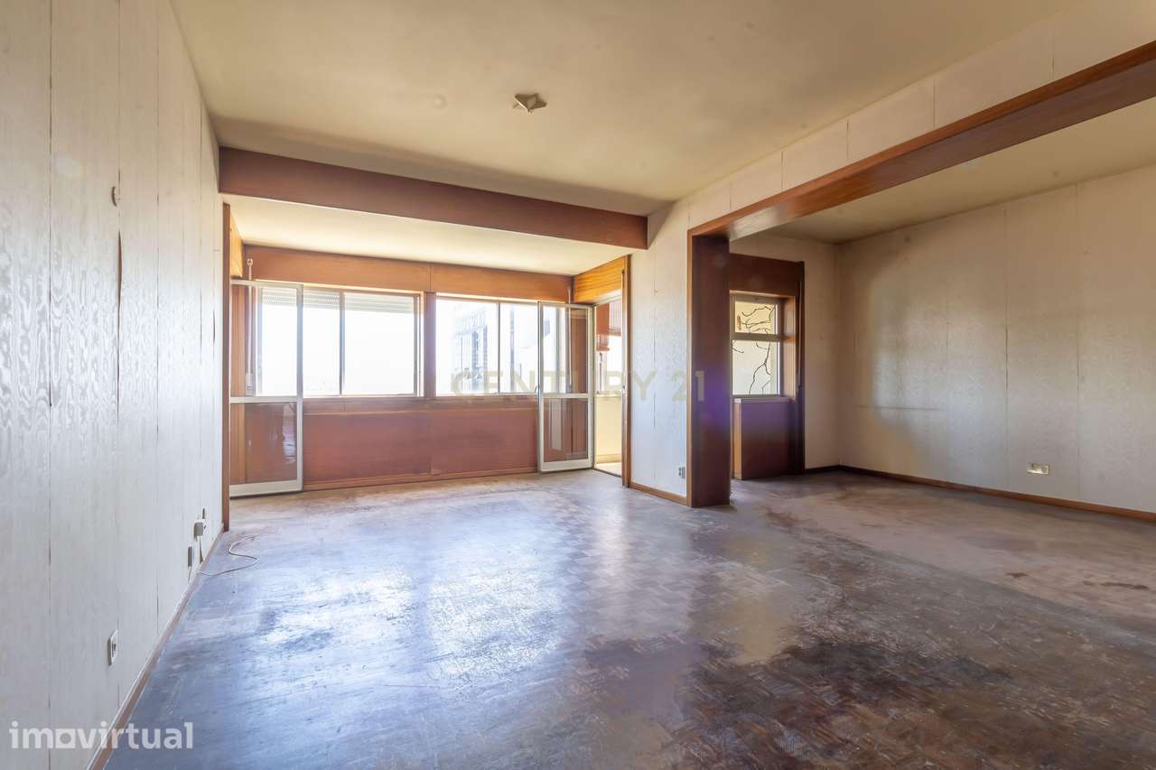 Miraflores | Luz, Espaço e Vistas Desafogadas para Criar uma Casa Únic - Grande imagem: 4/24
