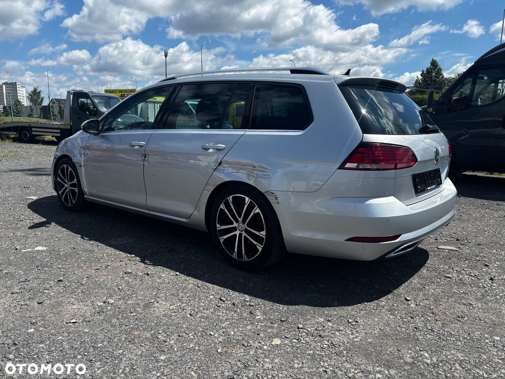 Volkswagen Golf 2.0 TDI SCR DSG Highline - 9
