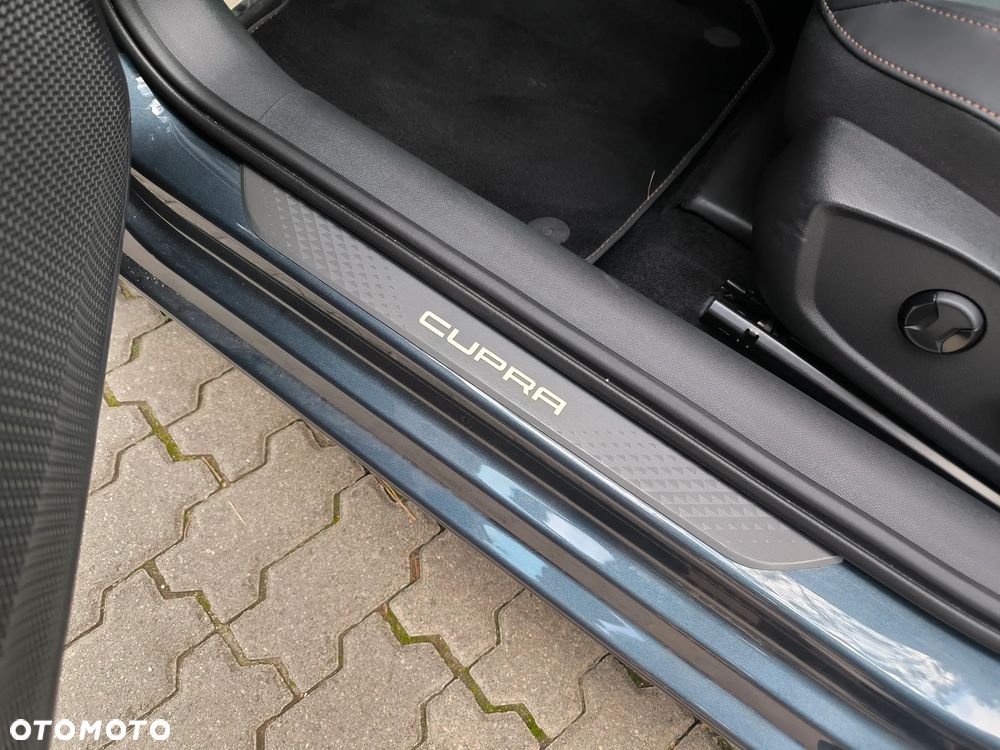 Cupra Leon 1.5 eTSI mHEV DSG - 32