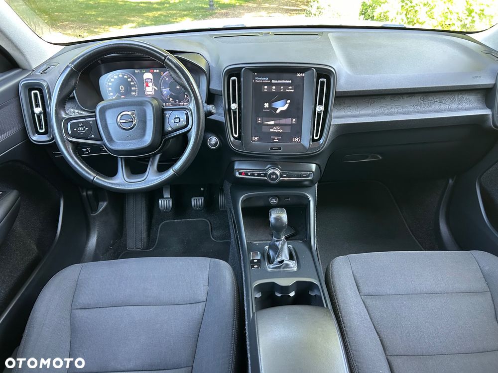 Volvo XC 40 D3 Momentum - 19