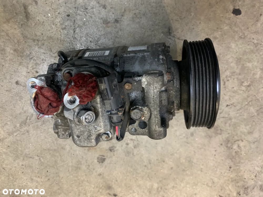 sprężarka klimatyzacji 4F0260805AJ A6 C6 FL Lift 2.7 TDI - 2