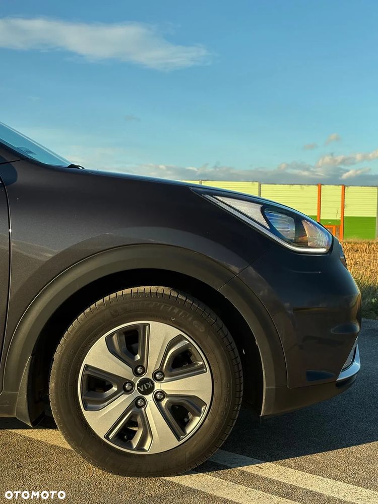 Kia Niro 1.6 GDI Hybrid L - 8