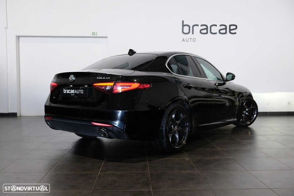 Alfa Romeo Giulia 2.2 D Super - 9